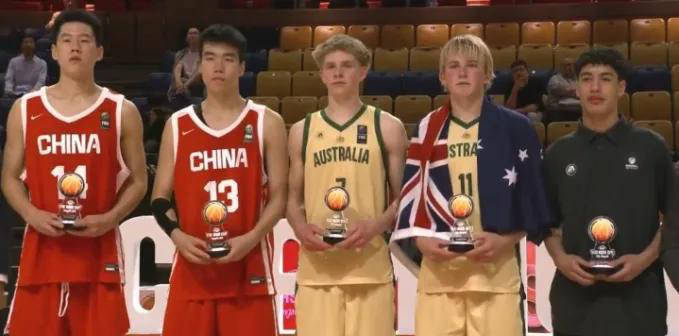 球队新秀崭露头角，助力球队冲击冠军的简单介绍