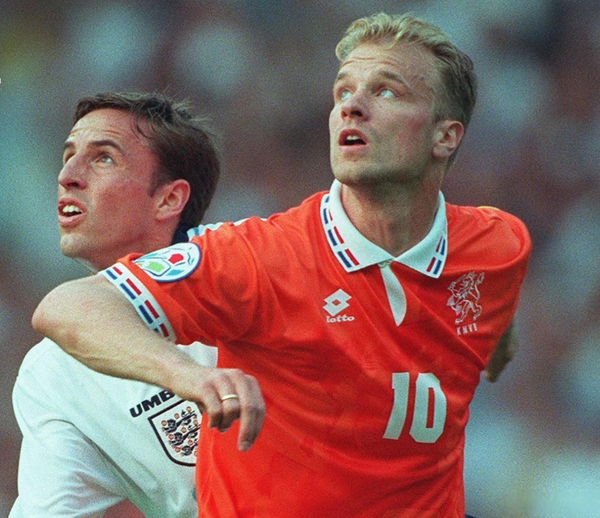 雷火电竞app-英格兰队憾负荷兰，未能晋级