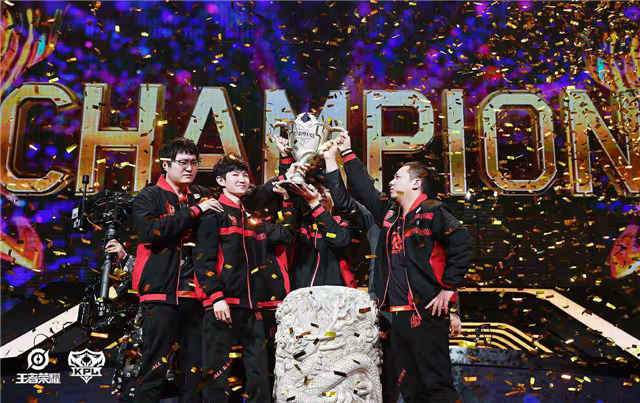 关于秘鲁球队斩获胜利，勇往直前的信息