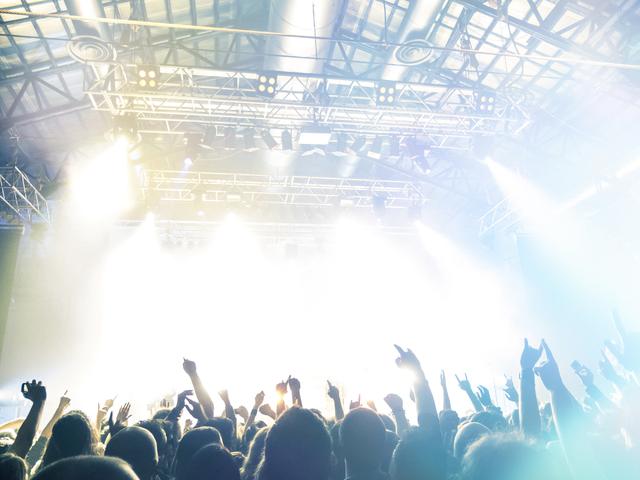 雷火电竞主播-现场欢呼声此起彼伏积极气氛洋溢的简单介绍