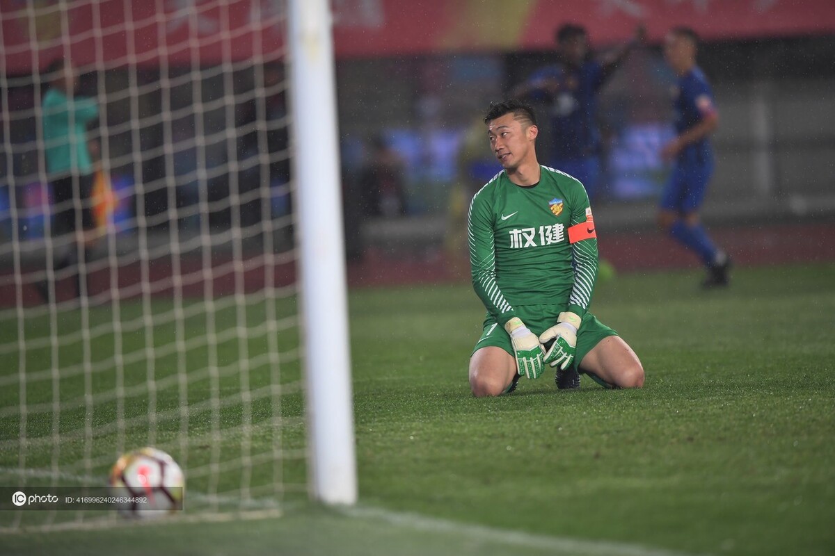 苏宁客场不敌权健，连败低迷的简单介绍