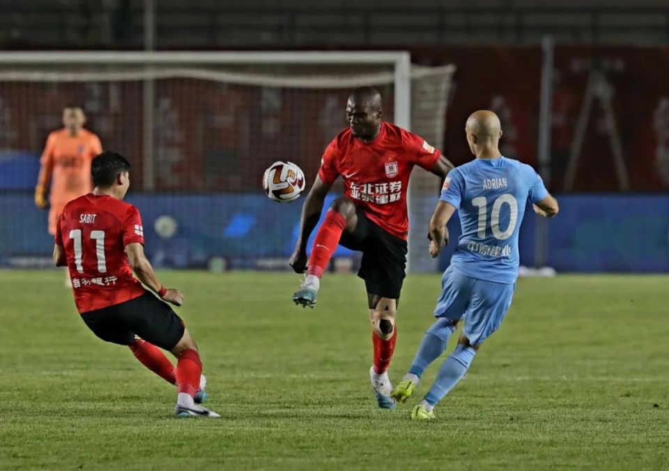 雷火电竞主播-足球赔率刷新纪录，竞猜热度飙升的简单介绍