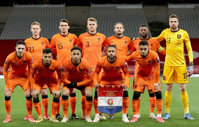 雷火电竞下载-包含奥地利队轻取英格兰队，马龙统治全场的词条