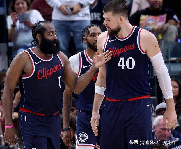 76人碾压快船，伦纳德关键制胜
