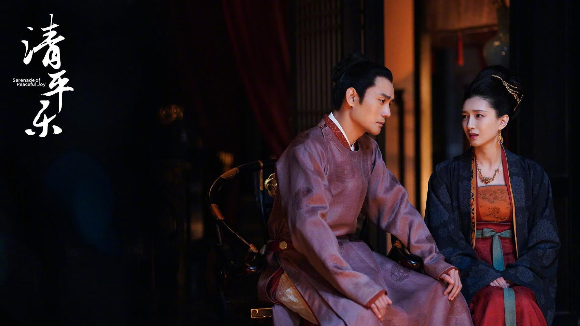 铁壁与利刃,一个足球周末的两种冠军哲学